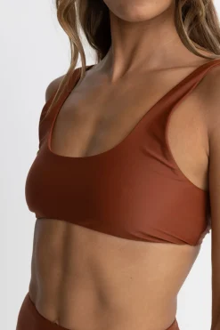 Women Rhythm Classic Crop Top