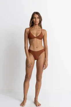 Women Rhythm Classic Holiday Pant