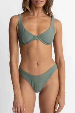 Women Rhythm Classic Underwire Top