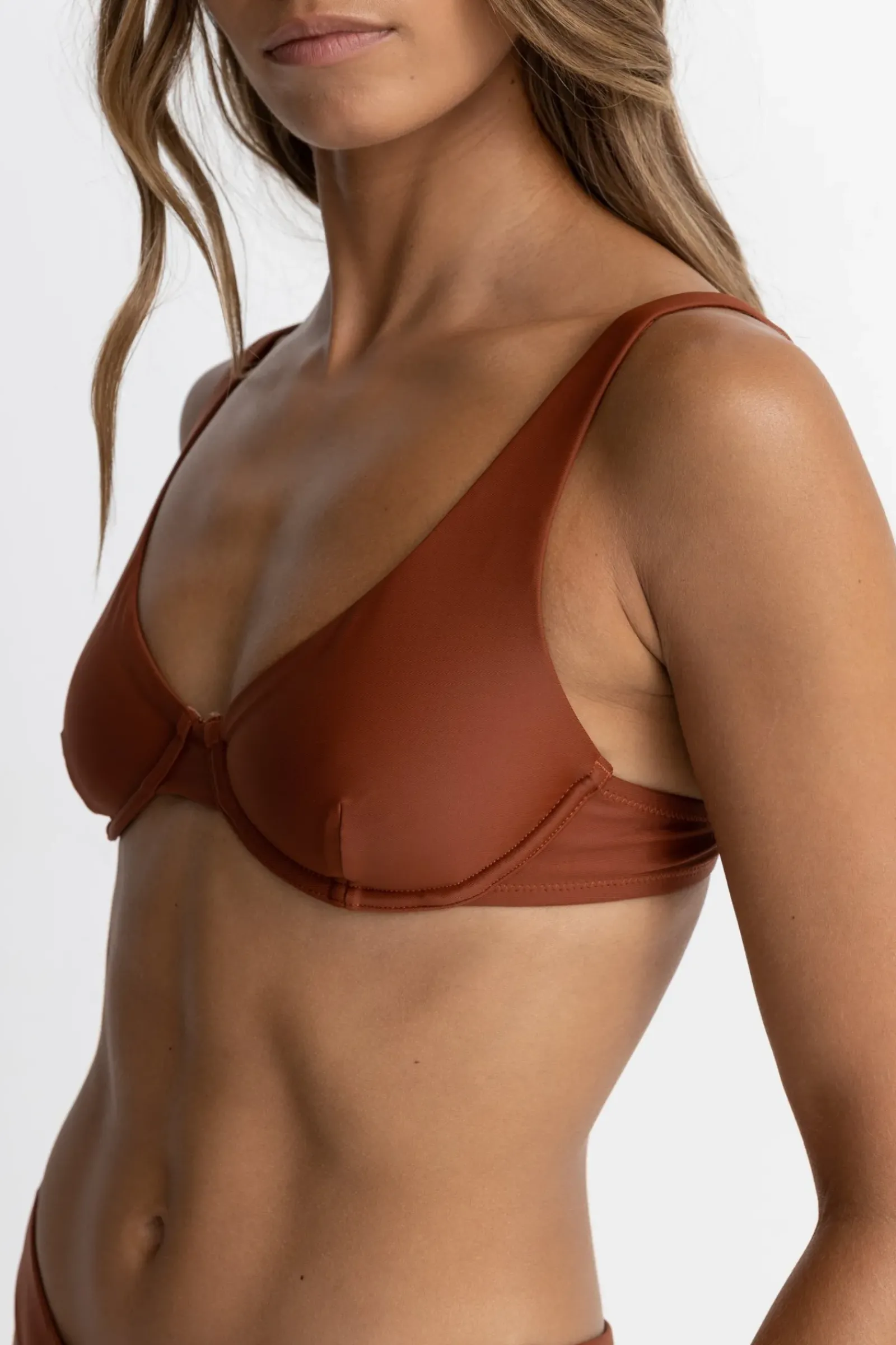 Women Rhythm Classic Underwire Top