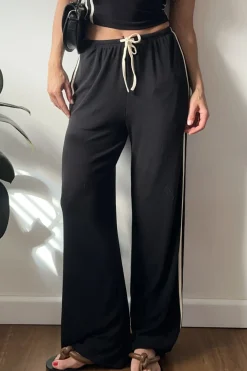 Women Rhythm Track Pant